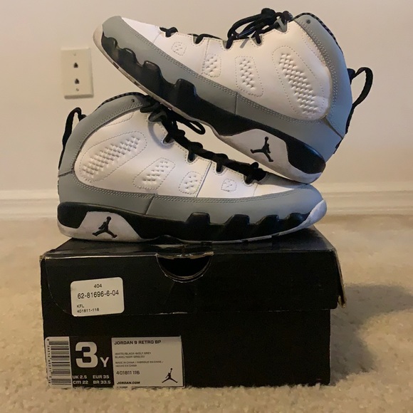 Jordan 9 Retro - size 3 youth - Picture 1 of 4